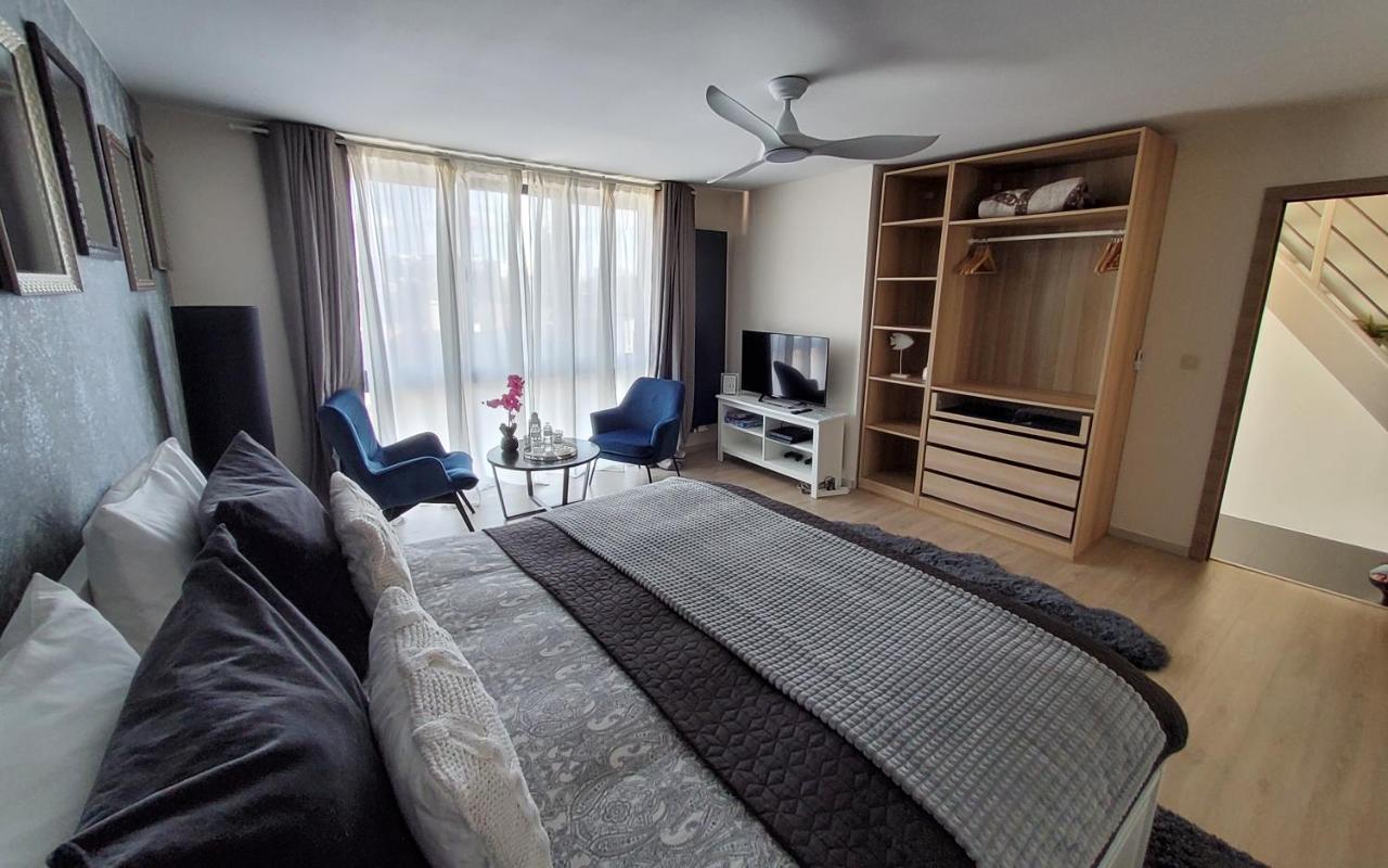 Chambre Deluxe Au 2Eme Etage, Chambre Double Au 4Eme Etage Not A Hotel Bruksela Zewnętrze zdjęcie