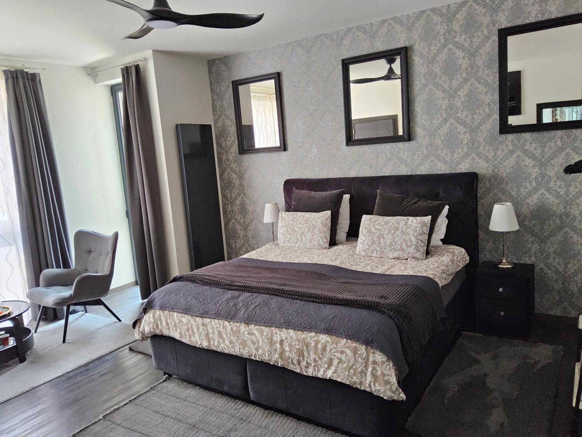 Chambre Deluxe Au 2Eme Etage, Chambre Double Au 4Eme Etage Not A Hotel Bruksela Zewnętrze zdjęcie