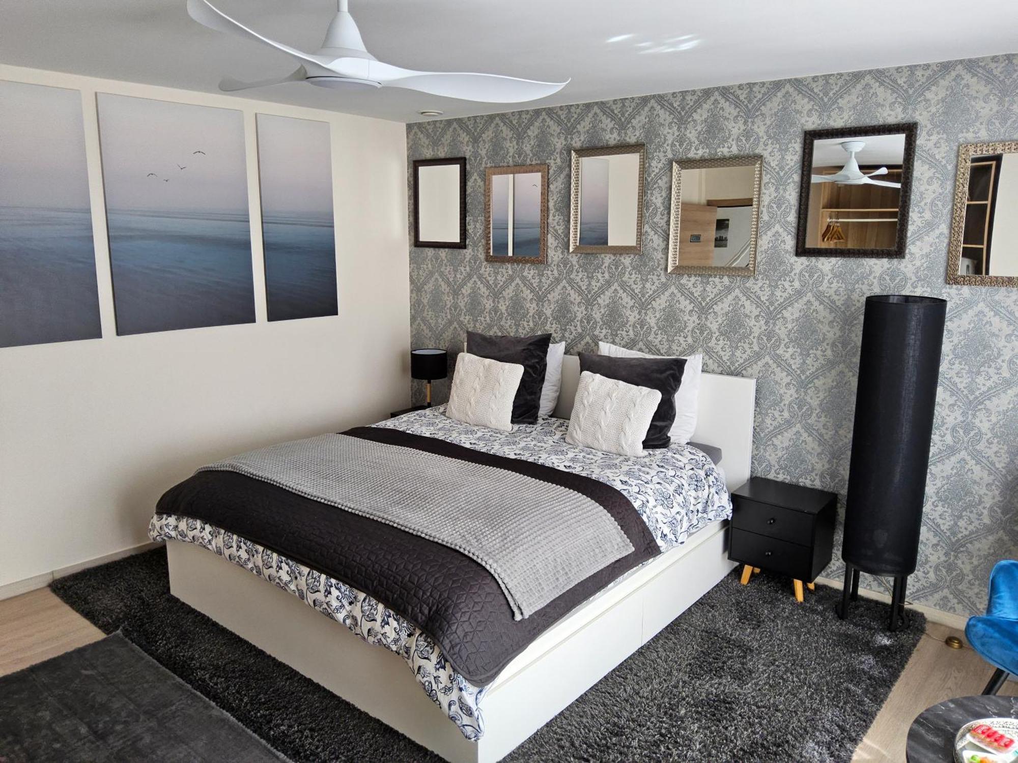 Chambre Deluxe Au 2Eme Etage, Chambre Double Au 4Eme Etage Not A Hotel Bruksela Zewnętrze zdjęcie